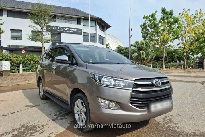 Toyota Innova 2019