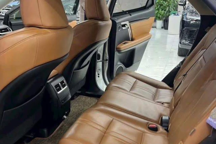 Lexus RX 2021