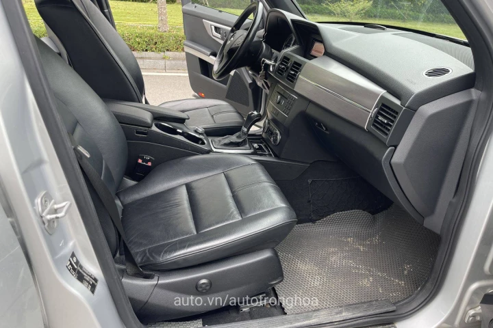 Mercedes-Benz CLA 2012