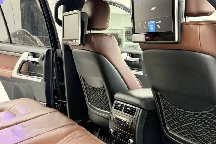Lexus LX 2016