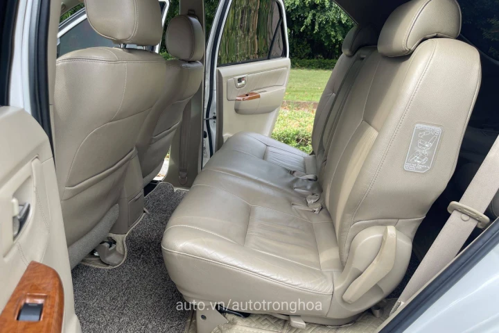 Toyota Fortuner 2012
