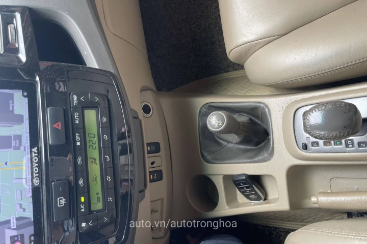 Toyota Fortuner 2012