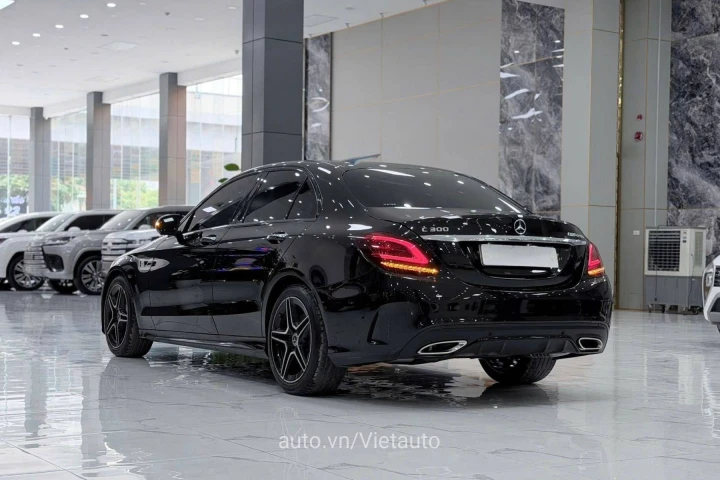 Mercedes-Benz C-Class 2019