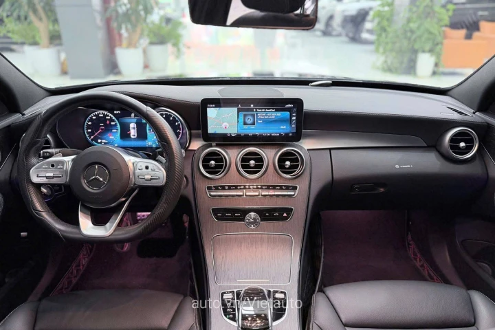 Mercedes-Benz C-Class 2019