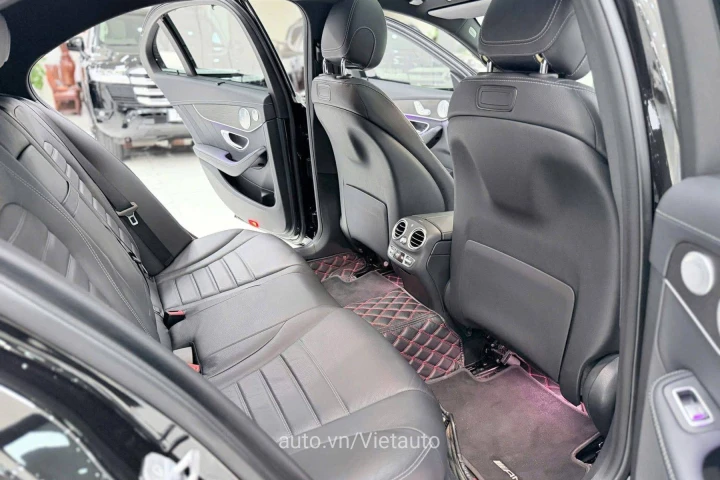 Mercedes-Benz C-Class 2019