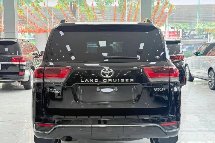 Toyota Land Cruiser 2024