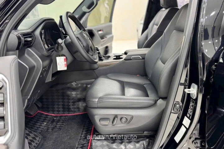 Toyota Land Cruiser 2023