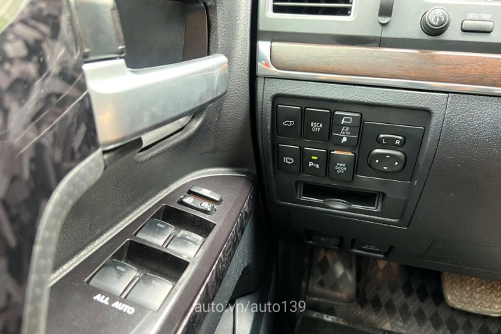 Toyota Land Cruiser 2019