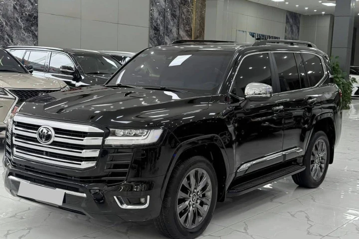 Toyota Land Cruiser 2023