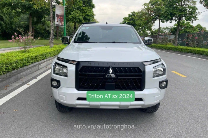 Mitsubishi Triton 2024