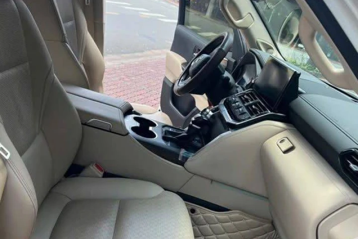 Toyota Land Cruiser 2021