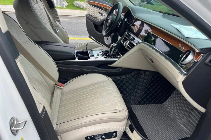 Bentley Flying Spur 2021
