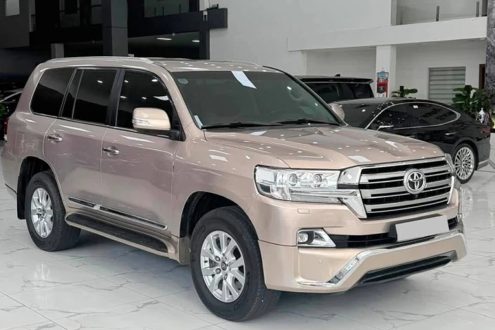 Toyota Land Cruiser 2016