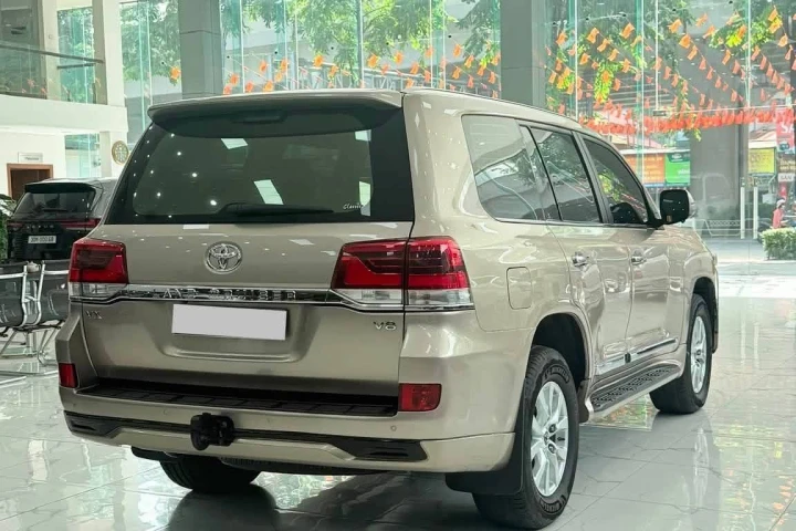 Toyota Land Cruiser 2016