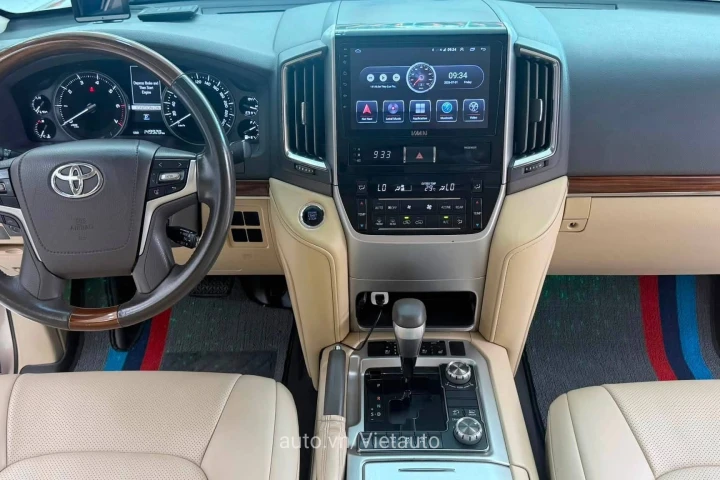 Toyota Land Cruiser 2016