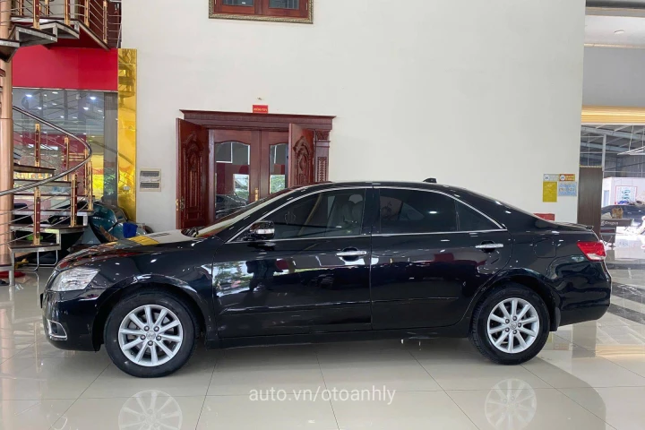 Toyota Camry 2.5Q 2012