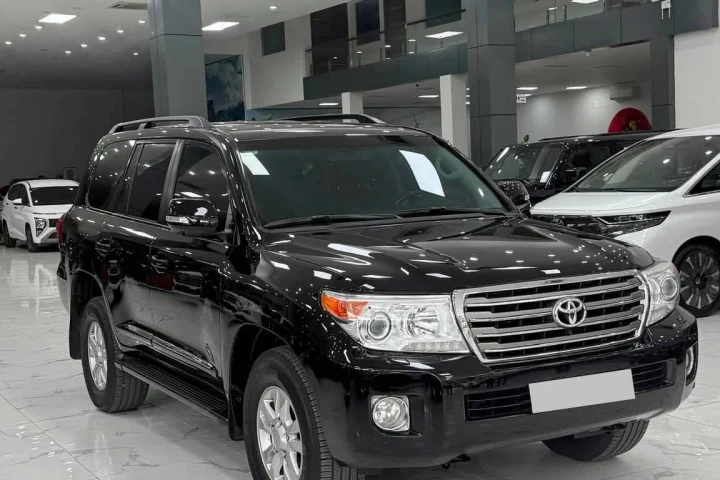 Toyota Land Cruiser 2014