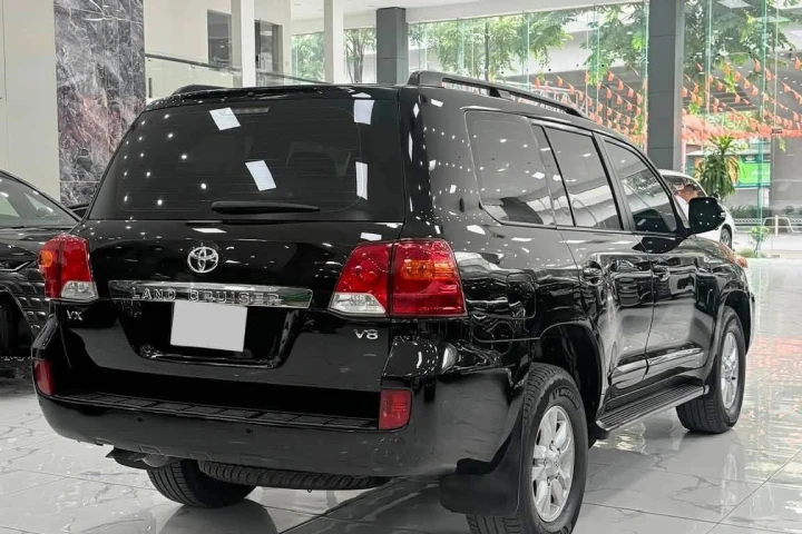 Toyota Land Cruiser 2014