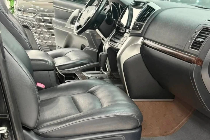 Toyota Land Cruiser 2014