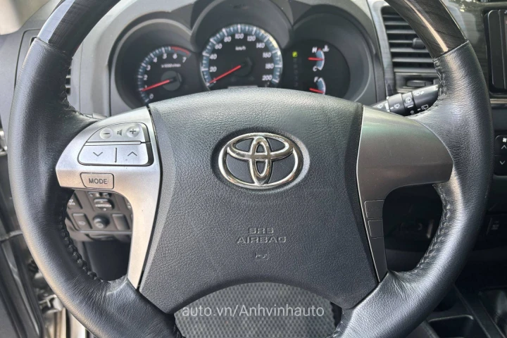 Toyota Fortuner 2014
