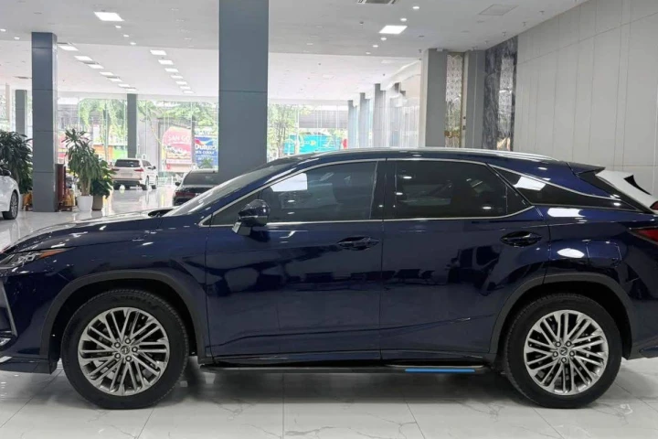 Lexus RX 2021