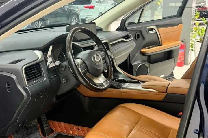 Lexus RX 2021