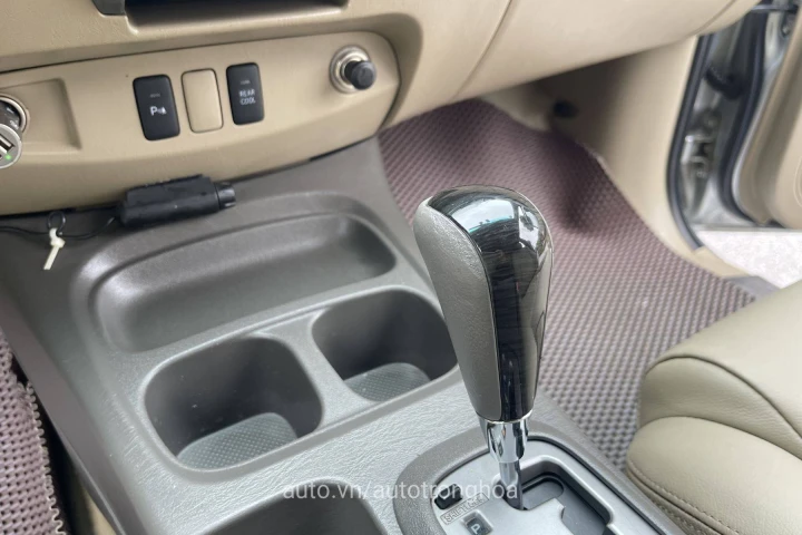 Toyota Fortuner 2012