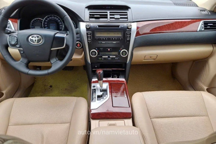 Toyota Camry 2014