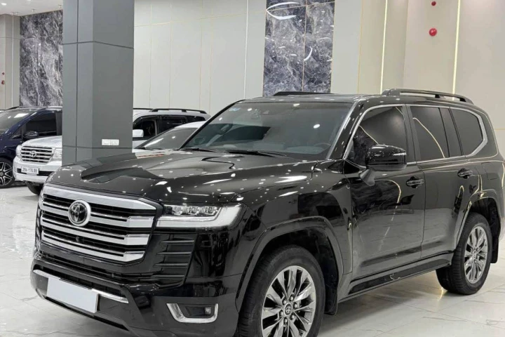 Toyota Land Cruiser 2023