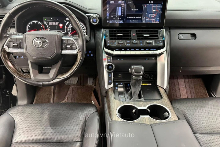 Toyota Land Cruiser 2023