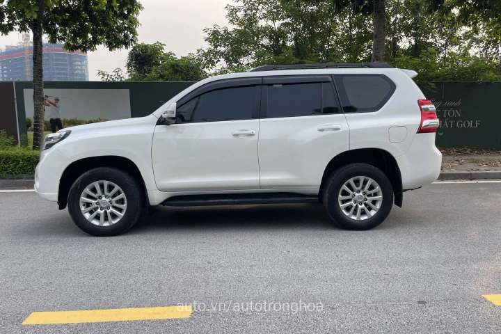 Toyota Land Cruiser Prado 2016