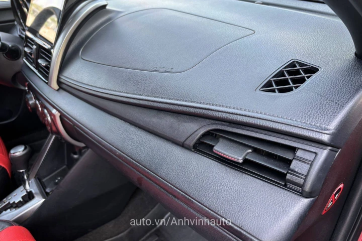 Toyota Yaris 2016