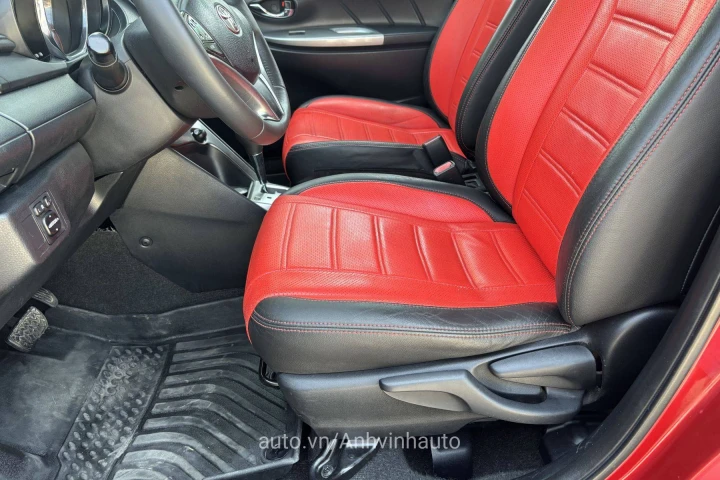 Toyota Yaris 2016