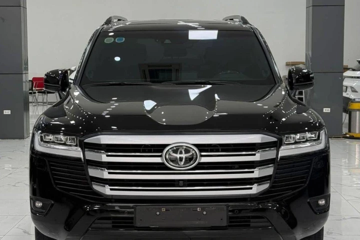 Toyota Land Cruiser 2023