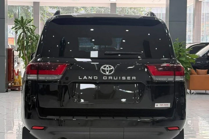 Toyota Land Cruiser 2023