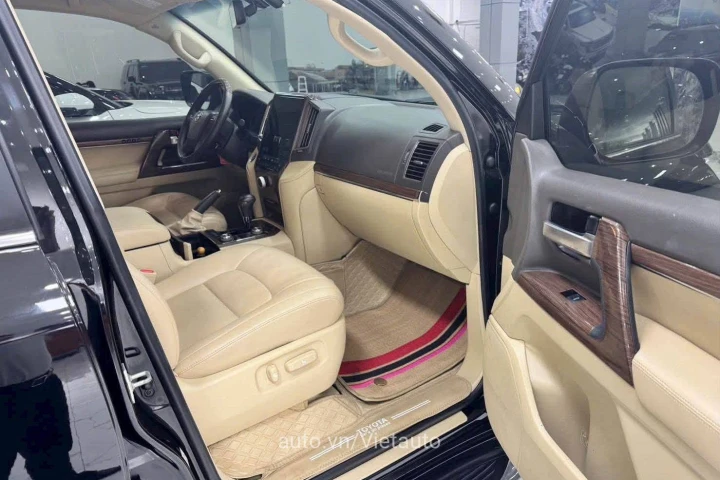 Toyota Land Cruiser 2016