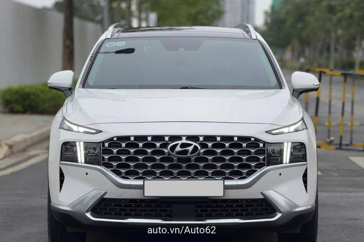 Hyundai Santa Fe 2022