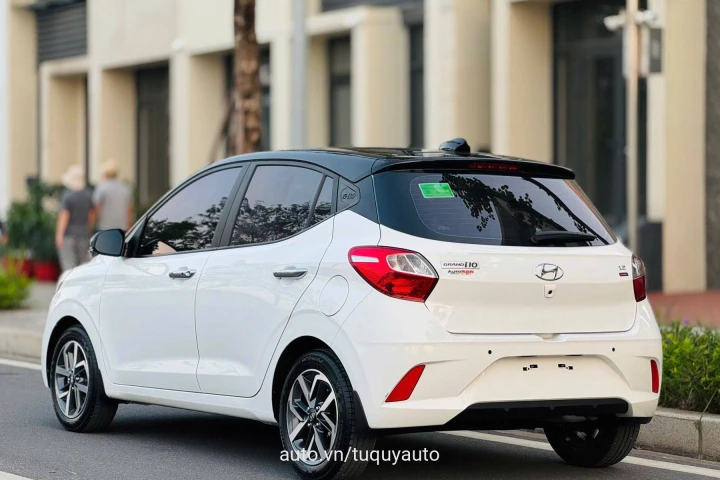 Hyundai i10 2023