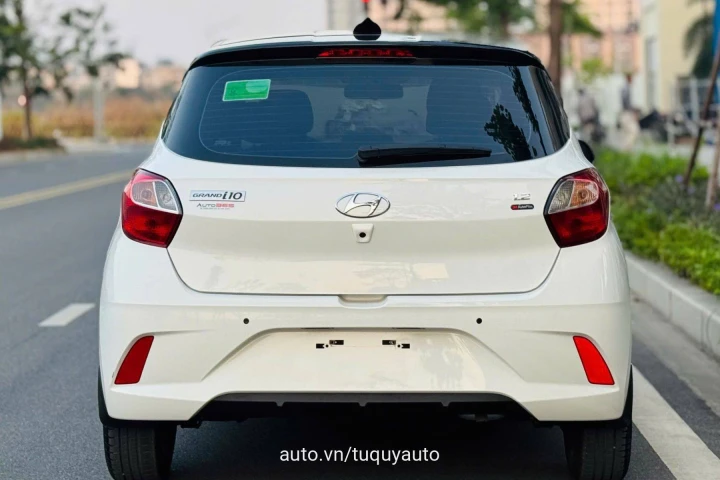 Hyundai i10 2023