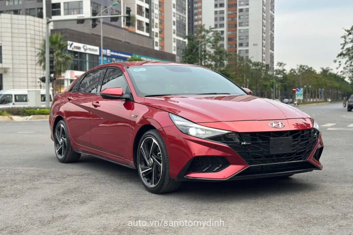 Hyundai Elantra 2023