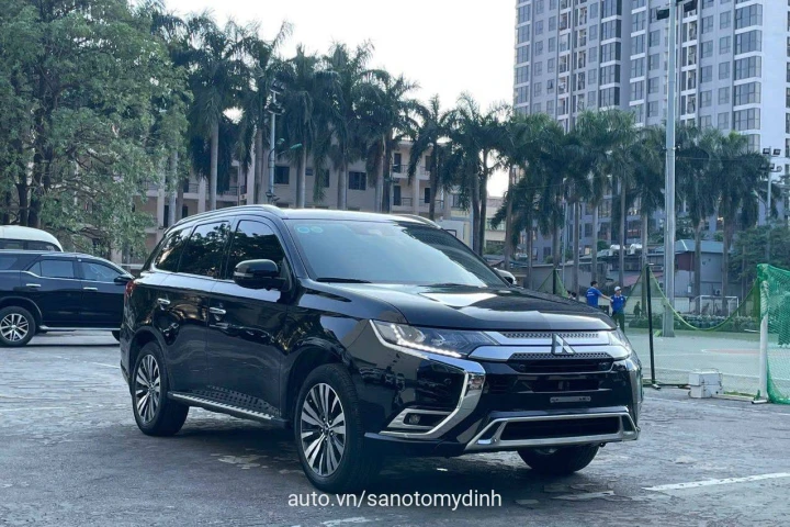 Mitsubishi Outlander 2022