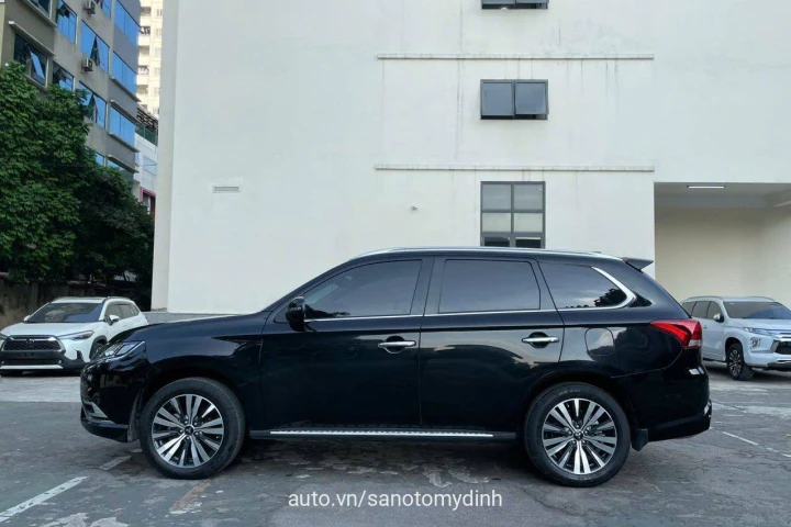 Mitsubishi Outlander 2022