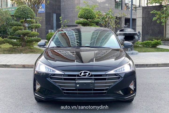 Hyundai Elantra 2021