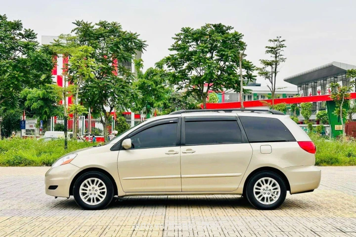 Toyota Sienna 2009