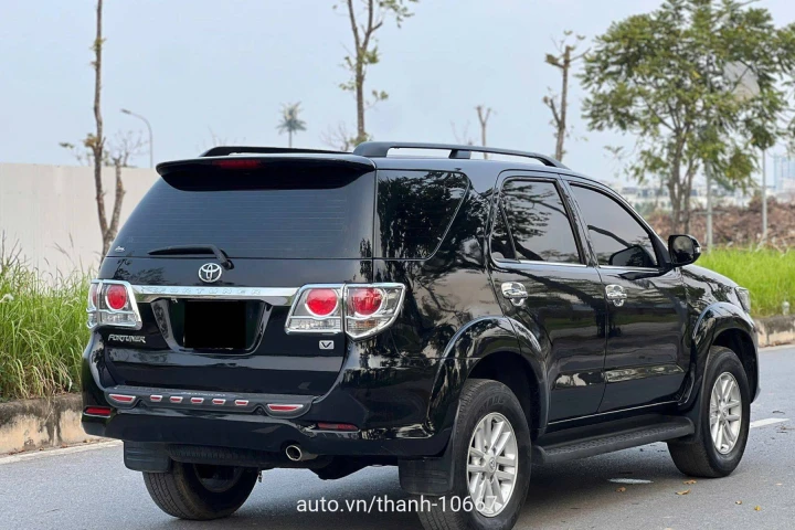 Toyota Fortuner 2013