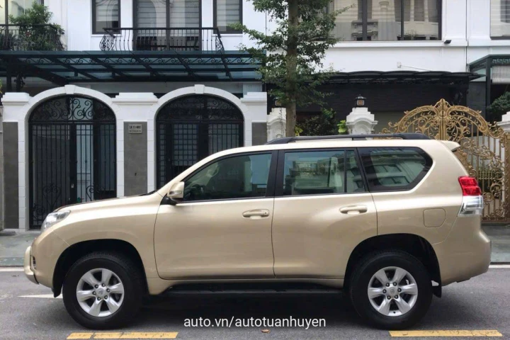 Toyota Land Cruiser Prado 2010