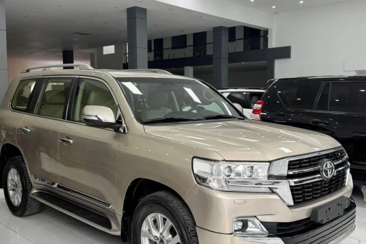 Toyota Land Cruiser 2016