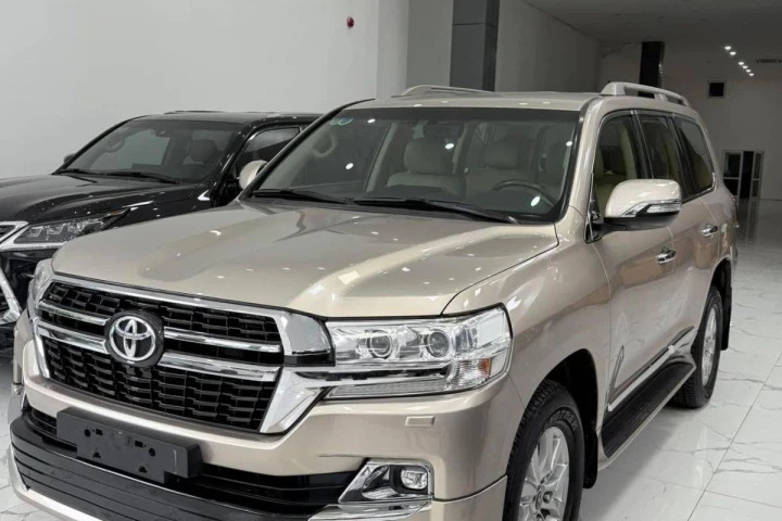 Toyota Land Cruiser 2016