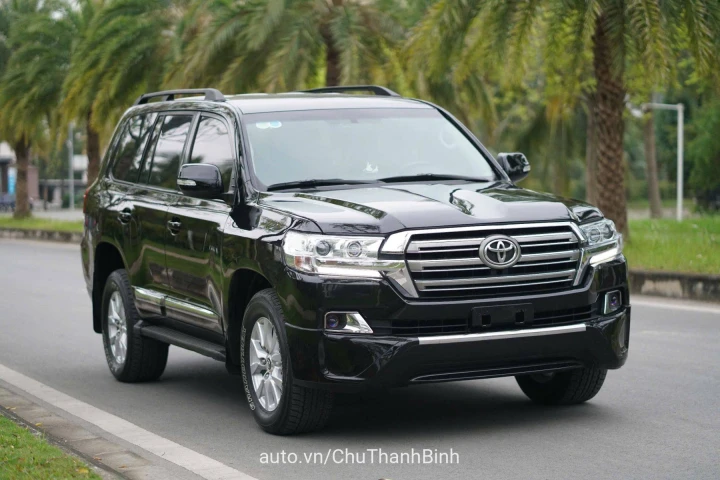 Toyota Land Cruiser 2011